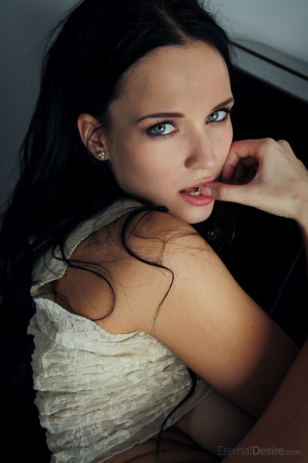 Boobilicious brunette hooker shows off her  - XXX Dessert - Picture 6