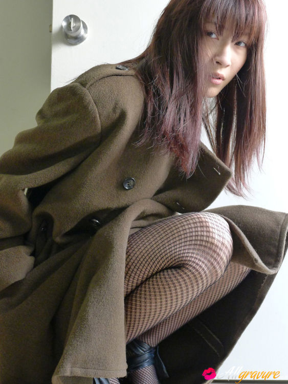 Maiden in tan knit undies posing in the living room. - XXXonXXX - Pic 12