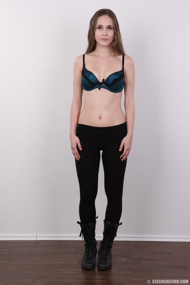 Dark-haired teen girl with small tits wants - XXX Dessert - Picture 4