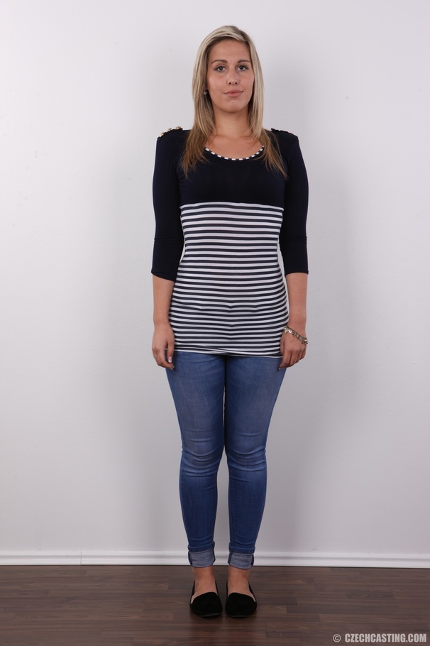 Fit blonde babe loves with nice body has he - XXX Dessert - Picture 2