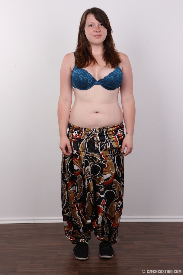 Plump freckled girl with big juggs enjoys h - XXX Dessert - Picture 4