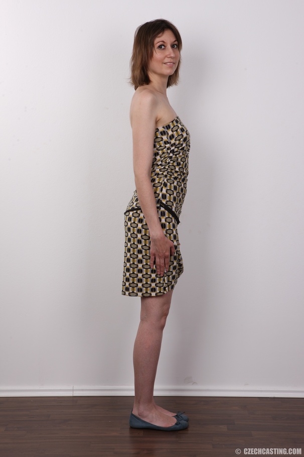 Small-titted brunette mom dreams to be a po - XXX Dessert - Picture 4