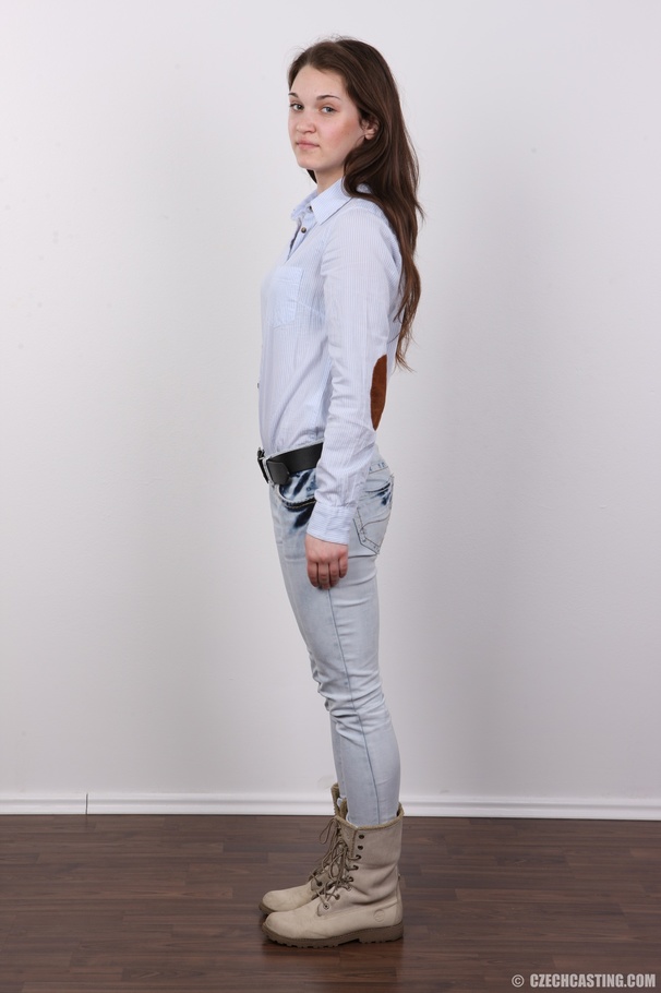 Slim long-haired brunette girl with small t - XXX Dessert - Picture 3