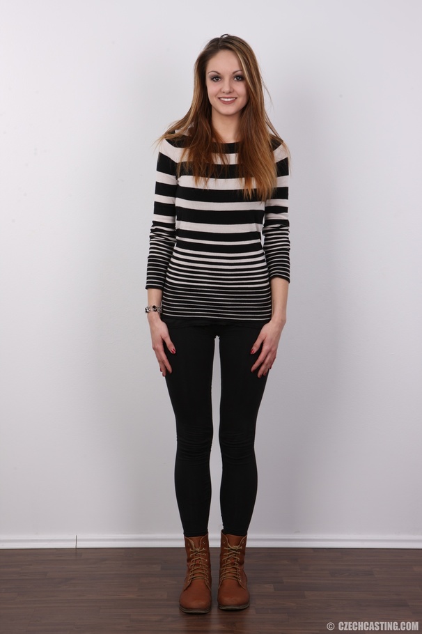 Slim girl with reddish hair and small tits - XXX Dessert - Picture 2