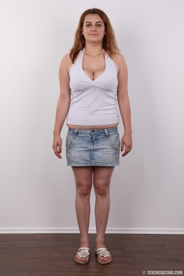 Ginger teen chick with very big natural tit - XXX Dessert - Picture 2