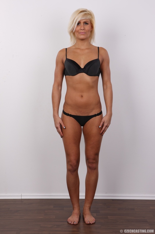 Fit tanned blonde mom with small tits - XXX Dessert - Picture 7