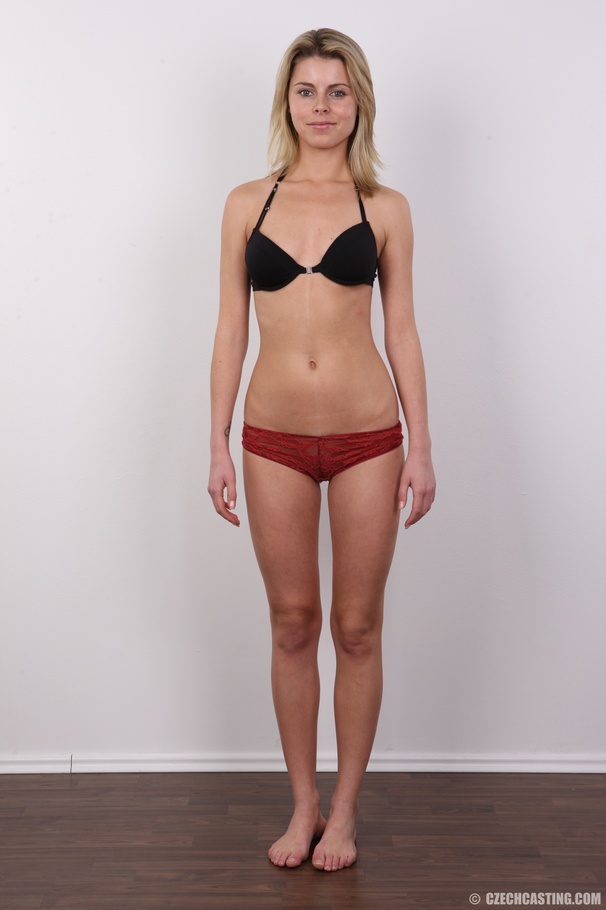 Hot blonde seductress with big firm fun bag - XXX Dessert - Picture 7