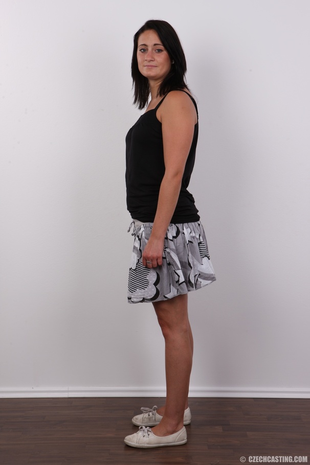 Nice brunette babe with small tits and shav - XXX Dessert - Picture 3