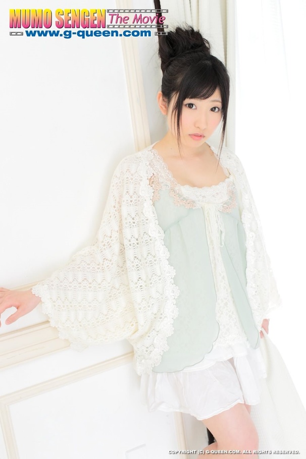 Fabulous betty teases in her frilly nightie - XXX Dessert - Picture 3