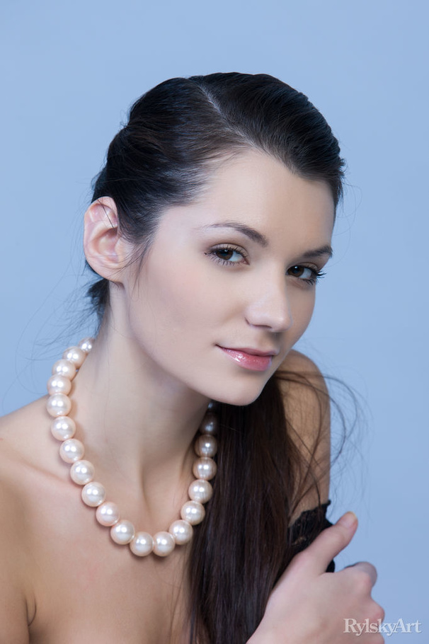 Extra sexy brunette drops hot black dress t - XXX Dessert - Picture 6