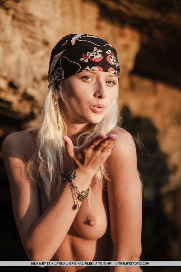 Cute blonde in sexy lingerie seduces with s - XXX Dessert - Picture 16