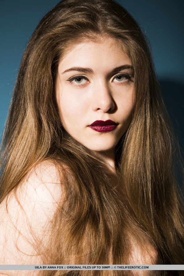 Charming hottie in black stockings and late - XXX Dessert - Picture 3