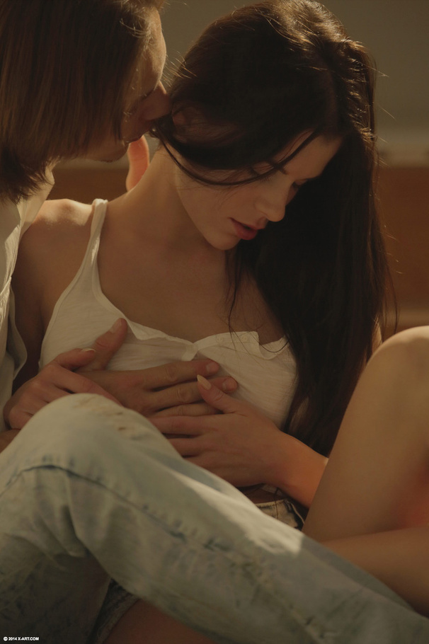 Long-haired musician drilling hot brunette  - XXX Dessert - Picture 3