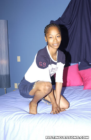 Ebony in a blue bed gets her holes stuffed by her fetching fair-skinned girlfriend. - XXXonXXX - Pic 1