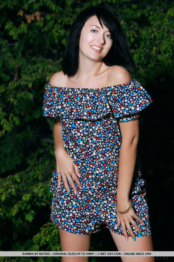 Gorgeous babe with tan lines removes her fl - XXX Dessert - Picture 2