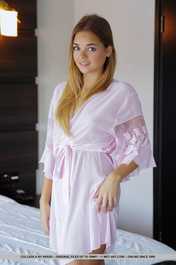 Tantalizing teen removes her sheer pink rob - XXX Dessert - Picture 1