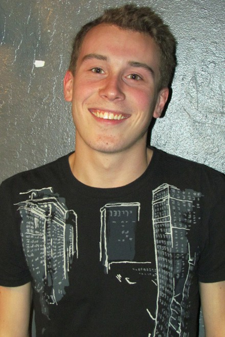 Gorgeous dudes displays their hot bodies an - XXX Dessert - Picture 3