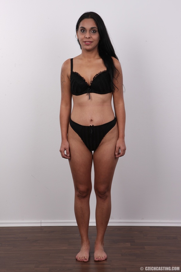 Hot gypsy wearing gray sweater, tight black - XXX Dessert - Picture 7