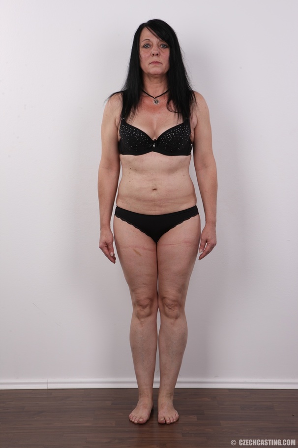 Mature chick removes her all black long sle - XXX Dessert - Picture 7