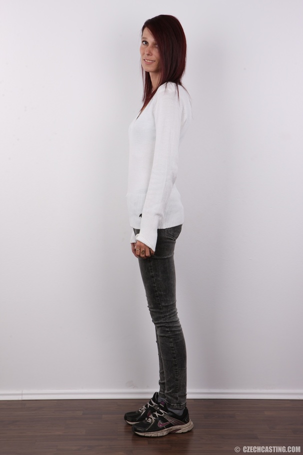 Lovely redhead with skinny body takes off h - XXX Dessert - Picture 3