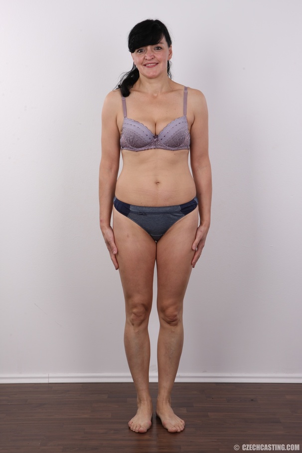 Mature chick slowly peels off her turquoise - XXX Dessert - Picture 7