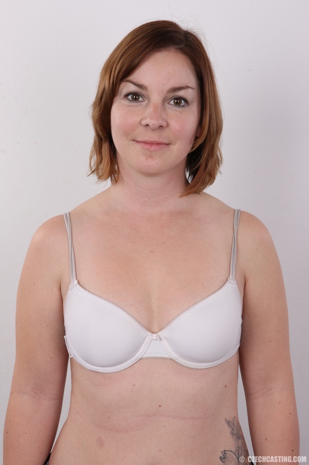 Cute redhead in printed black shirt, blue j - XXX Dessert - Picture 6