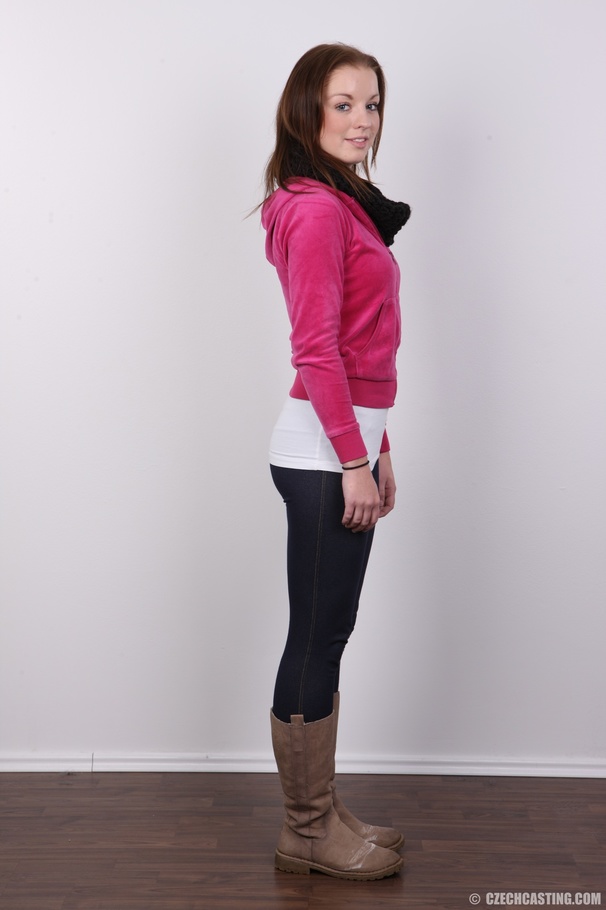 Gorgeous brunette wearing pink jacket, blac - XXX Dessert - Picture 3