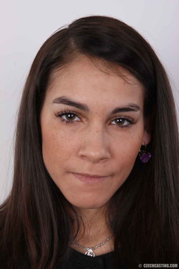 Hot chick getting naked as she removes her  - XXX Dessert - Picture 1