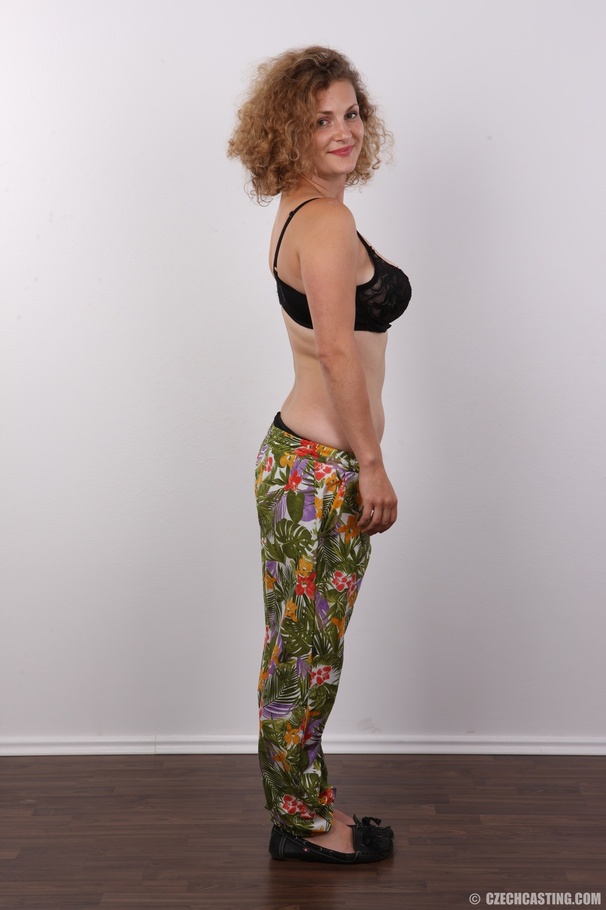 Curly brunette posing in her black shirt, m - XXX Dessert - Picture 5