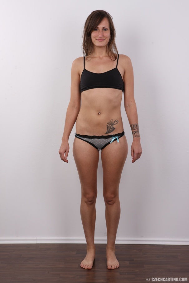 Gorgeous brunette peels off her black shirt - XXX Dessert - Picture 7