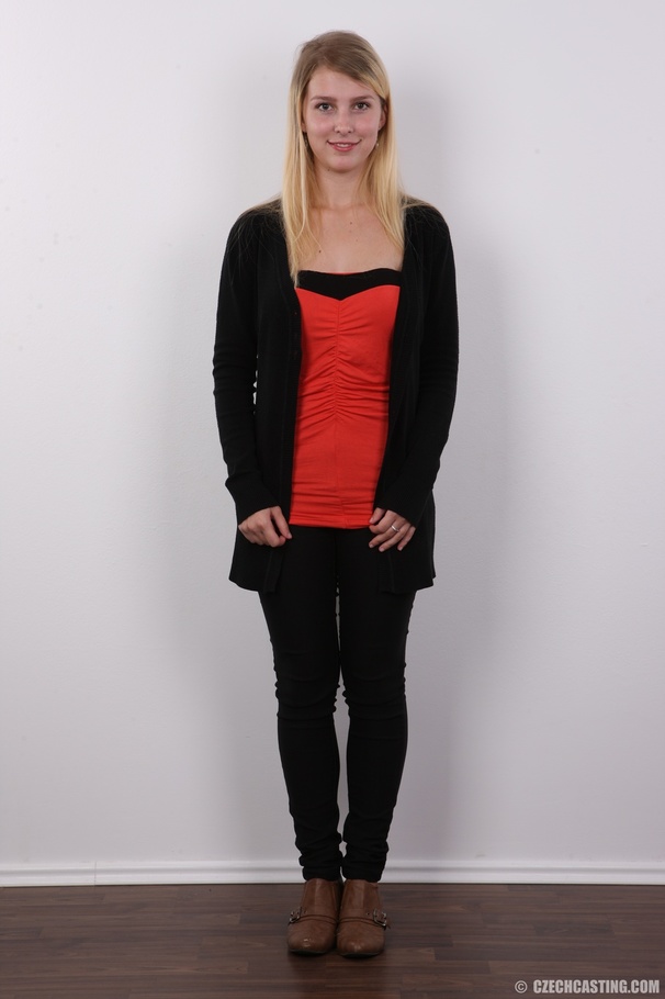 Beautiful young blonde peels off her black  - XXX Dessert - Picture 2