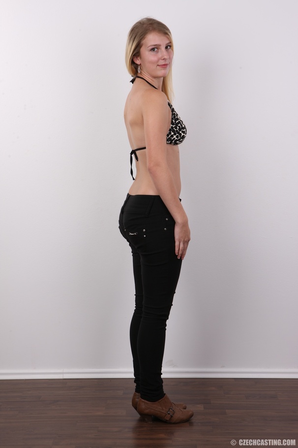 Beautiful young blonde peels off her black  - XXX Dessert - Picture 5