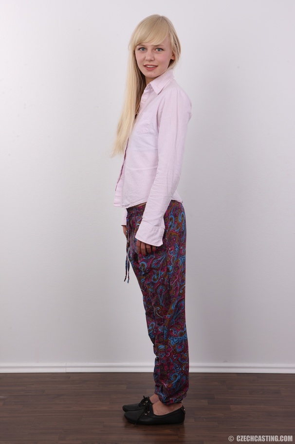Teen blonde takes off her pink polo shirt,  - XXX Dessert - Picture 3