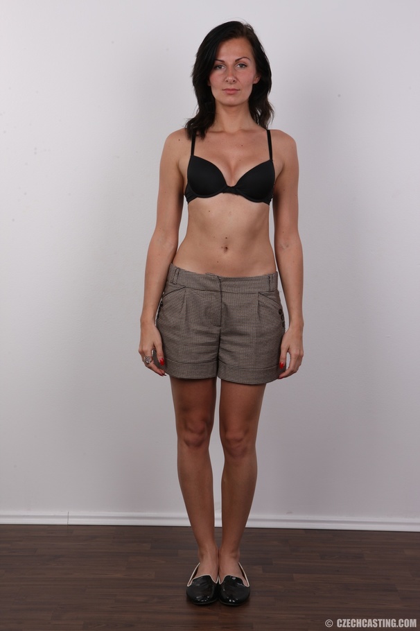 Hot cougar strips off her pink blouse, brow - XXX Dessert - Picture 4