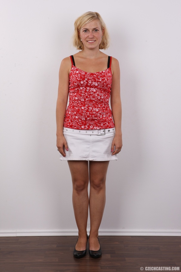 Hot wife in red and white floral blouse, wh - XXX Dessert - Picture 2