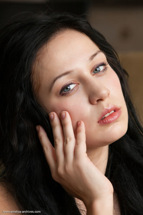 Alluring brunette teen in a purple top gets - XXX Dessert - Picture 11