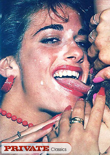 Gorgeous babe in red nighty, black stocking - XXX Dessert - Picture 12