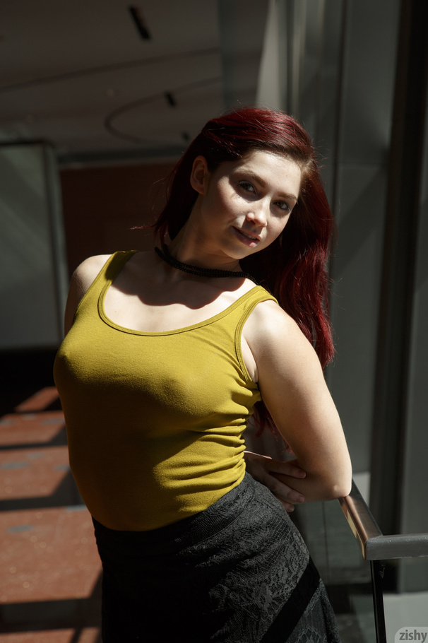 Curvy brunette teen vixen in a black lace s - XXX Dessert - Picture 9