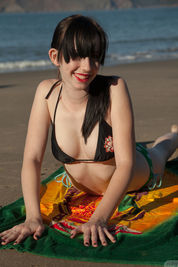 Wild ponytailed teen brunette in a bikini o - XXX Dessert - Picture 11