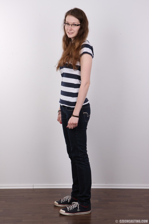 Sumptuous hussy in glasses wearing a stripe - XXX Dessert - Picture 3