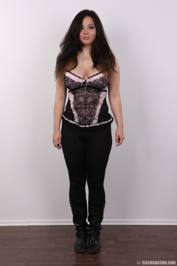 Desirable toots in a colorful top and dark  - XXX Dessert - Picture 4