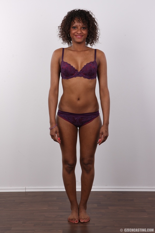 Beautiful ebony-skinned diva in a purple to - XXX Dessert - Picture 7