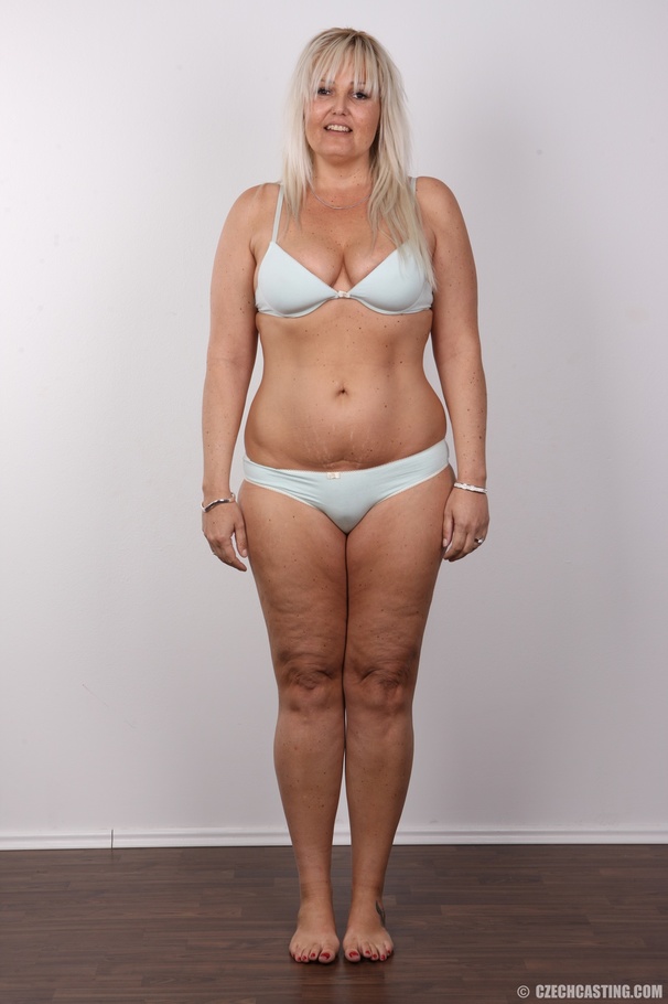 Gorgeous flabby trick in a black top and je - XXX Dessert - Picture 7