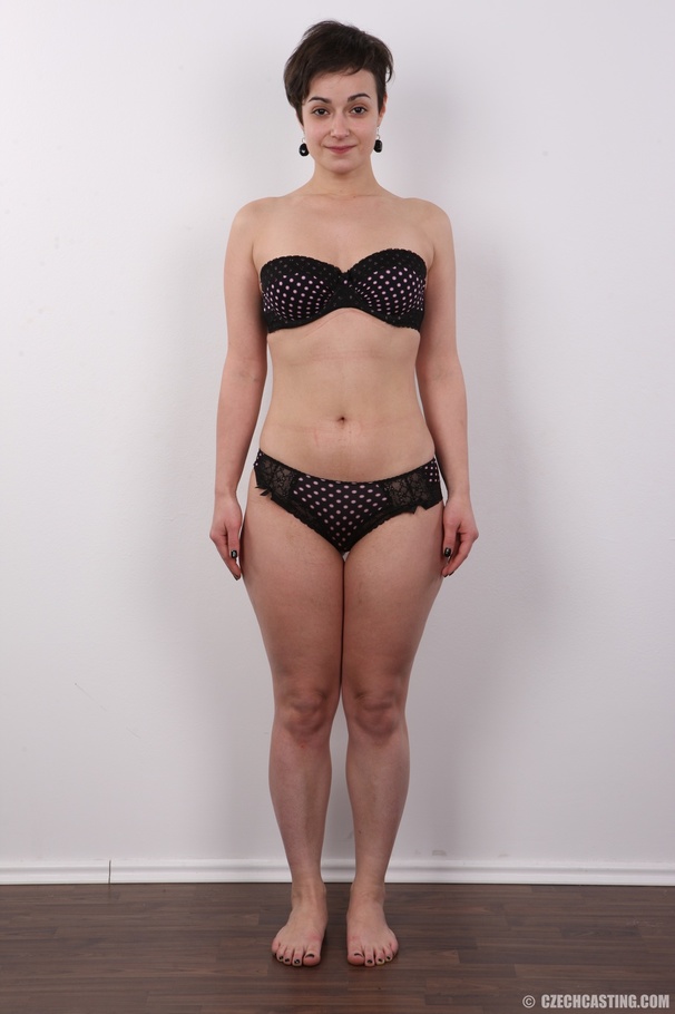 Dreamy strumpet in a black leather jacket a - XXX Dessert - Picture 4