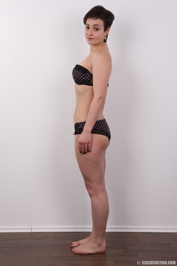 Dreamy strumpet in a black leather jacket a - XXX Dessert - Picture 5