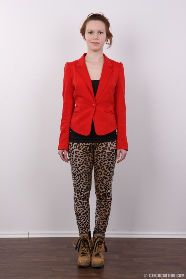Charming fox in a red coat and animal print - XXX Dessert - Picture 2