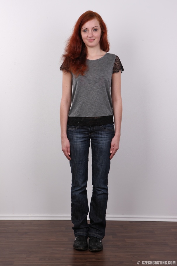 Attractive red-haired tramp in a grey top a - XXX Dessert - Picture 2