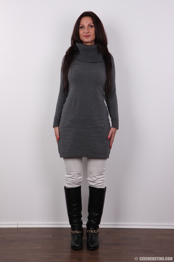 Cute lass in a grey sweater and black boots - XXX Dessert - Picture 2