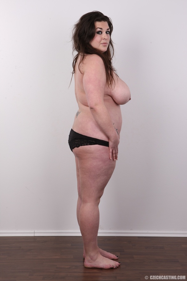 Adorable chunky harlot in black undoes expo - XXX Dessert - Picture 10