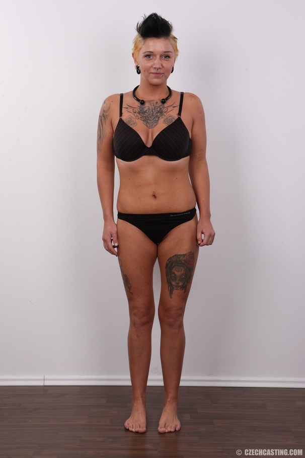 Appealing emo gurl in a black sweater and s - XXX Dessert - Picture 7